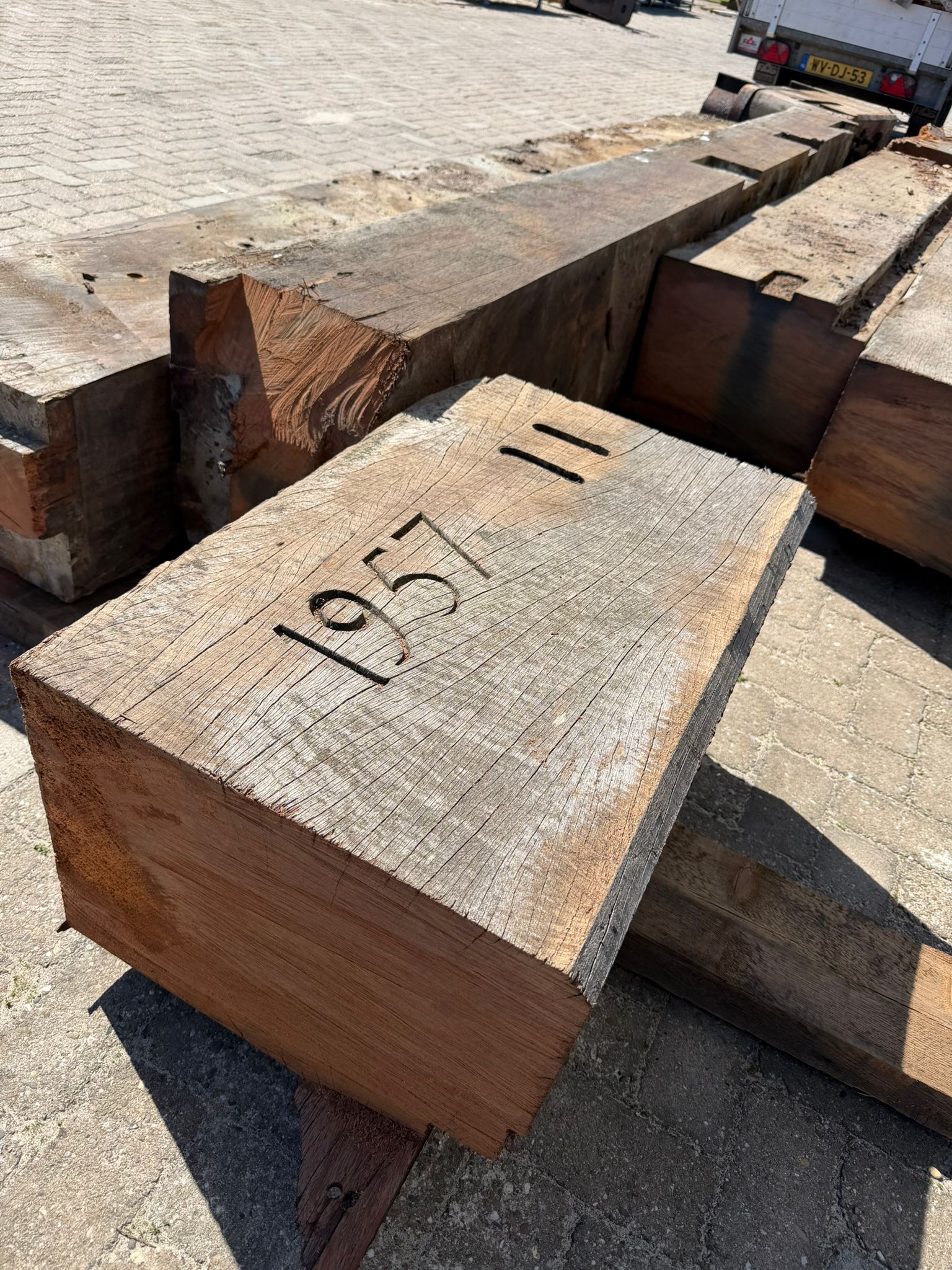 sluisdeuren naar circulaire meubels